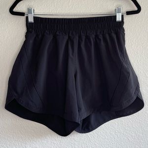 LIKE NEW Lululemon Track That Mid-Rise Lined Short